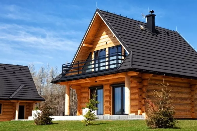 Haus mit Holzbalken